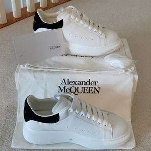 Alexander McQueens Oversized Sneakers